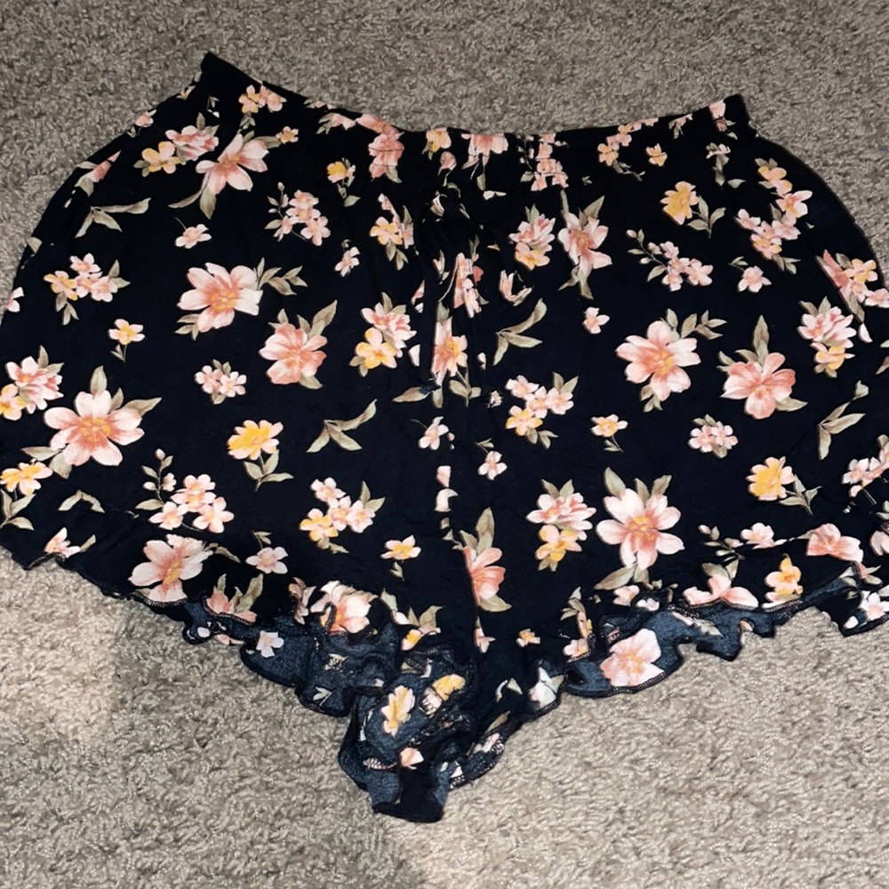 American eagle floral shorts
